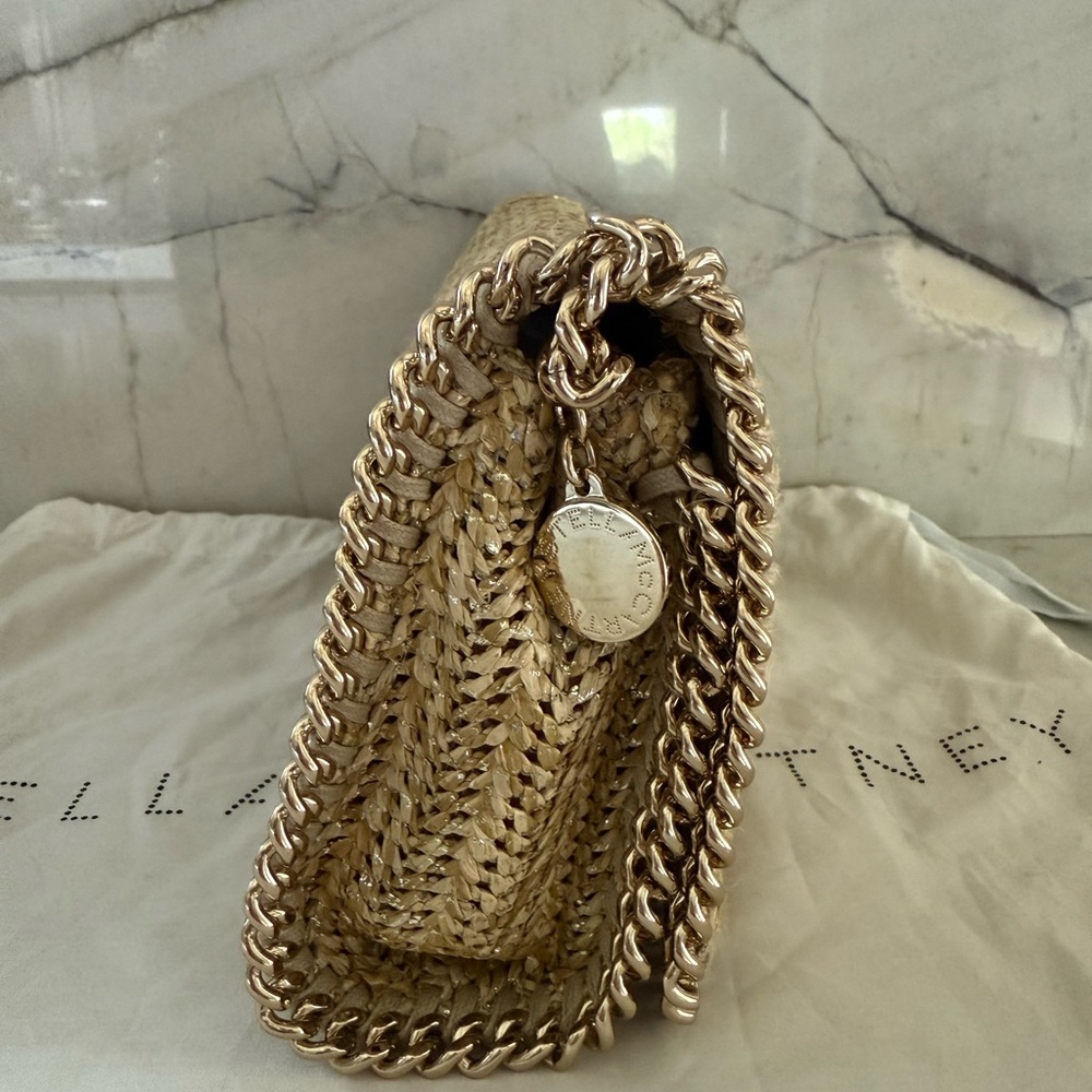 Stella McCartney Natural Beige Woven Crossbody with Gold Chain - Picture 4 of 13
